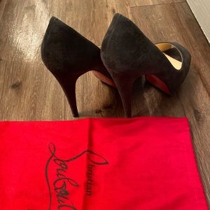 AUTHENTIC Christian Louboutin Heels 👠
